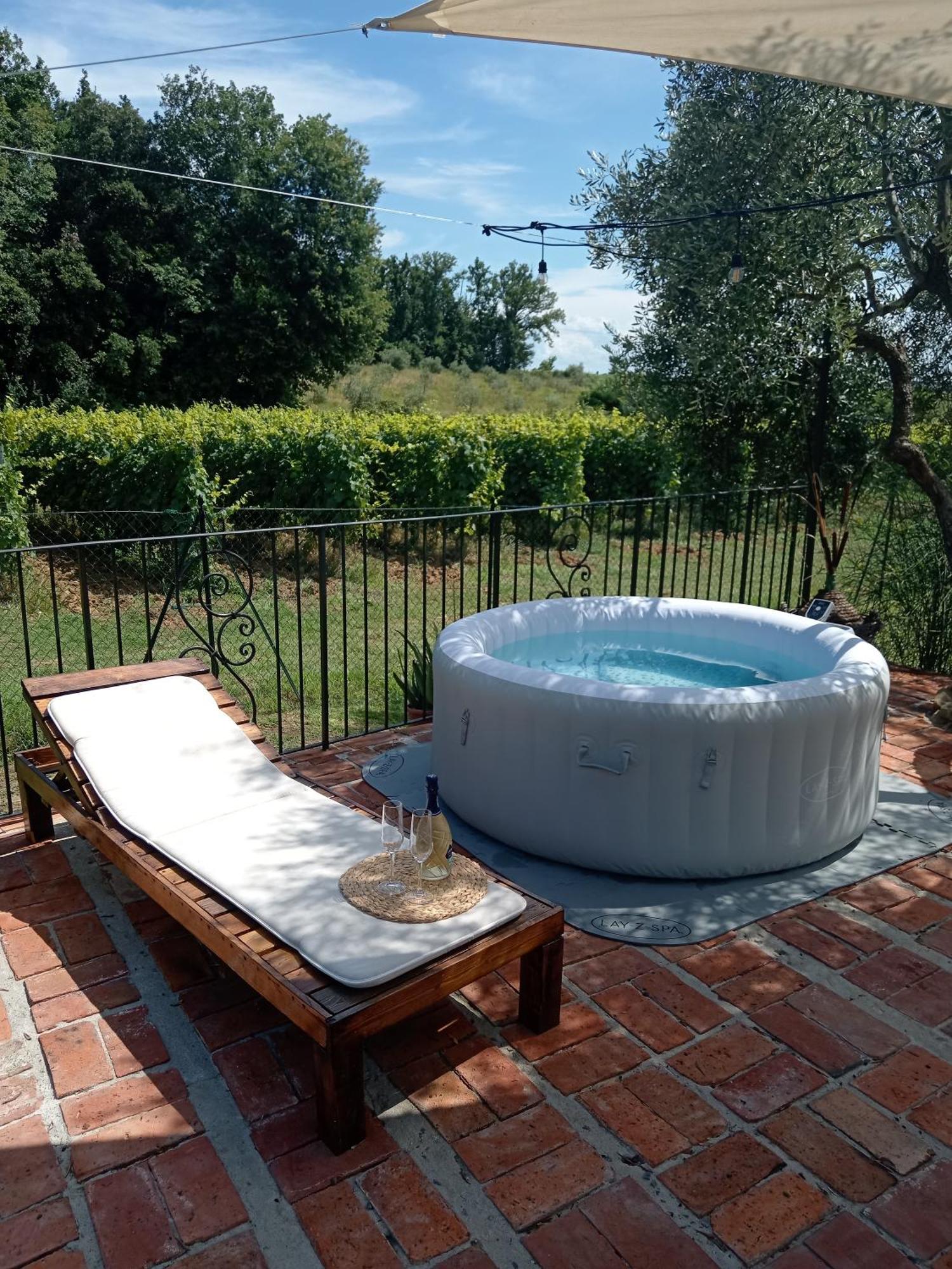 Casale - La Camera Di Leda Lamporecchio Quarto foto